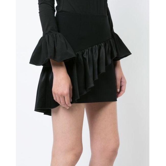 cinq a sept Dresses & Skirts - Cinq à Sept Black Ruffled Mini Skirt